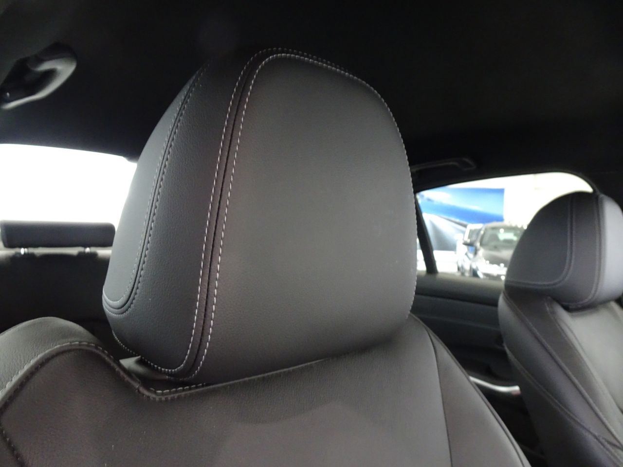 320d xDrive Berline RHD