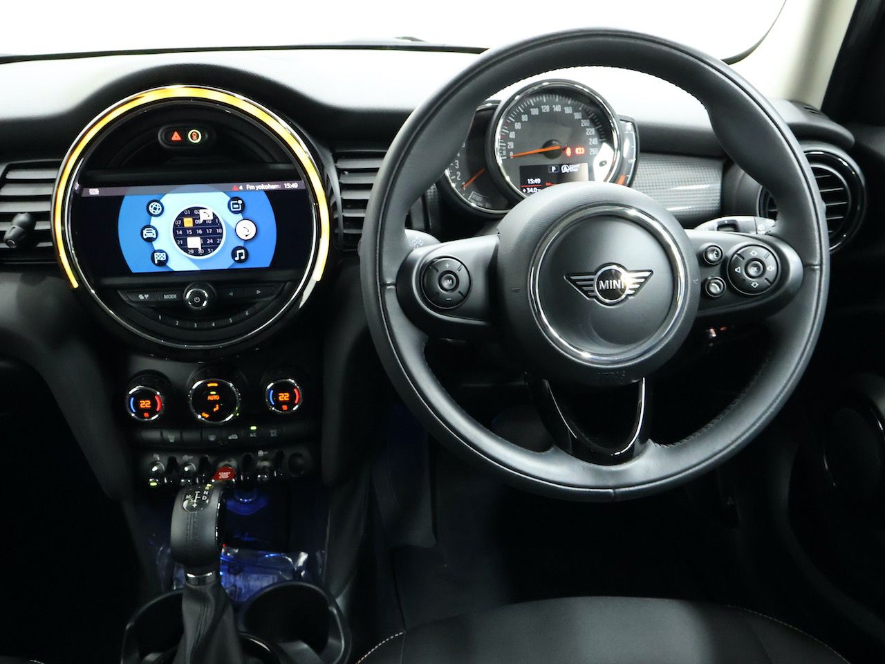 F55 COOPER D (AT)