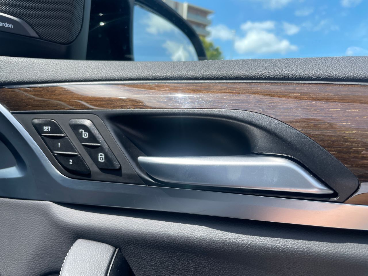 G01 X3 M40d RHD LCI ZA