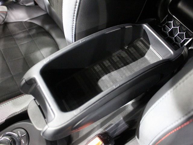 MINI JCW 3 Dr