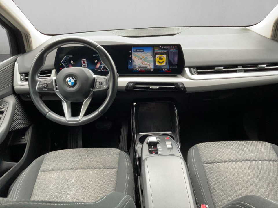 BMW 218