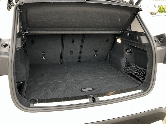 X1 sDrive18i RHD