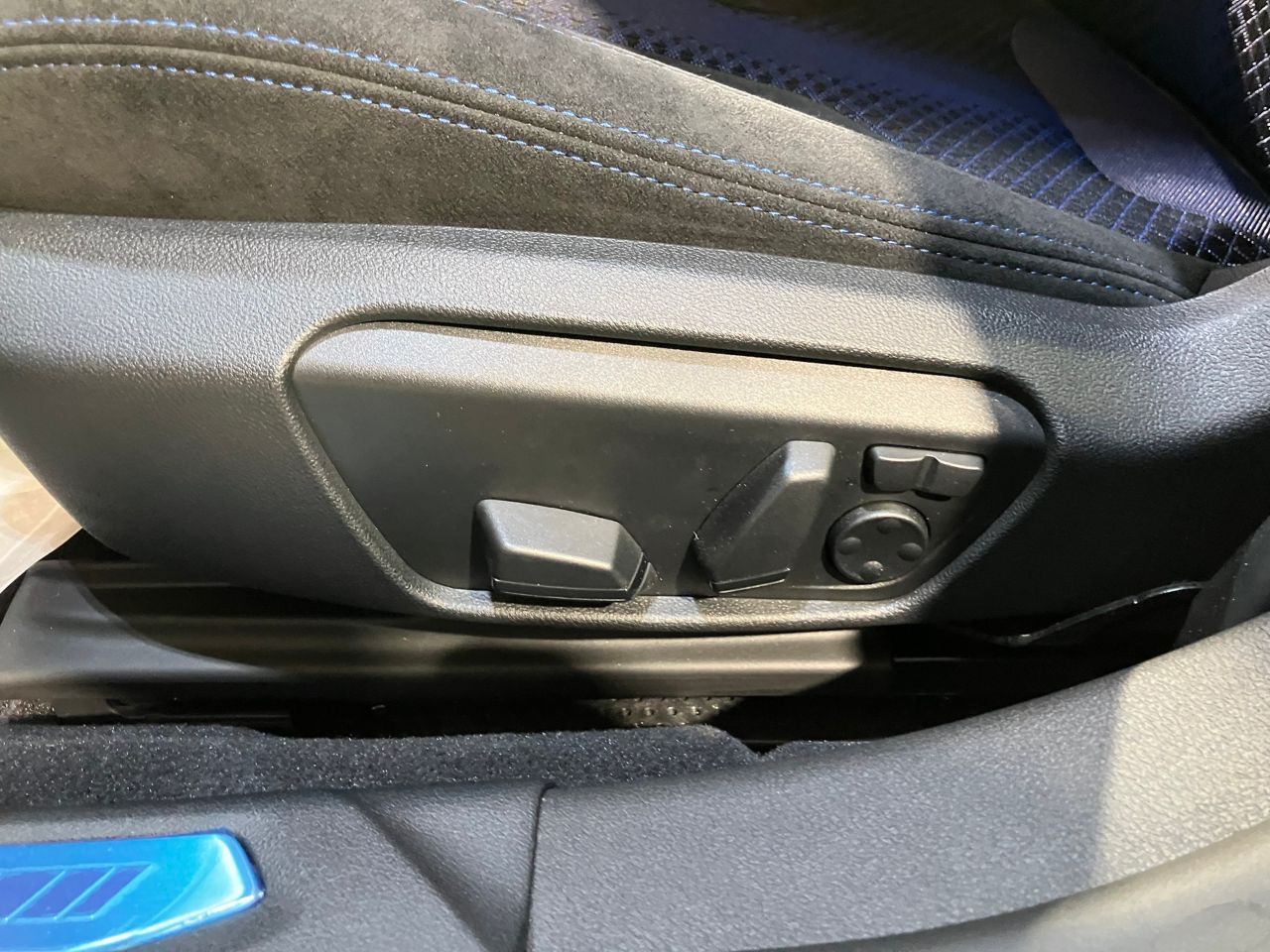 F4* **35i xDrive **** ***** B48 2.0i