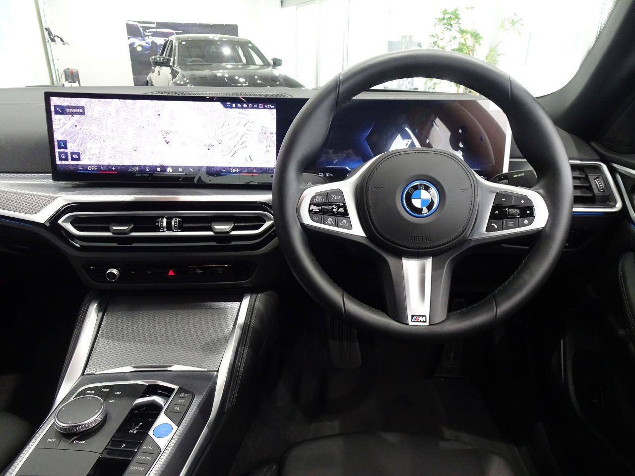 G26 i4 eDrive40 RHD