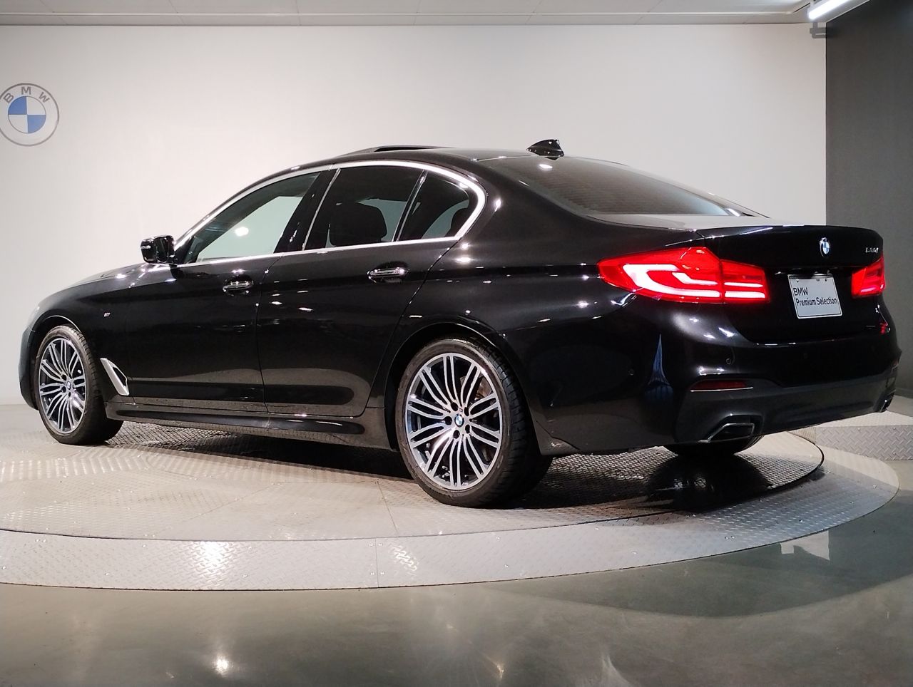 530I