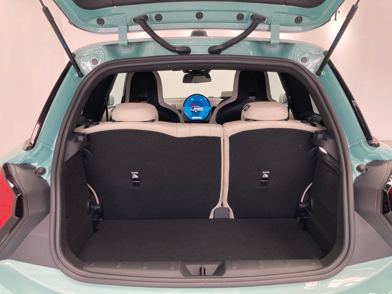 F66 MINI Cooper C 3Dr
