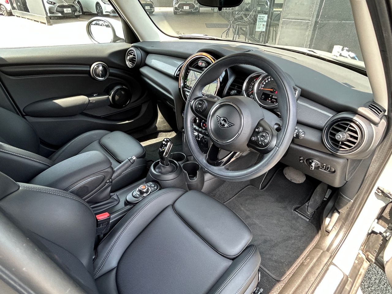 MINI F55 Cooper D 5dr Hatch LCI