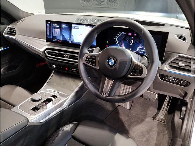 320d xDrive Berline RHD