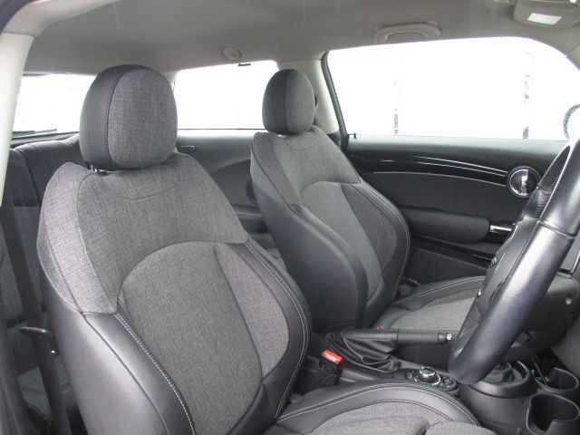 MINI One Hatch RHD F56