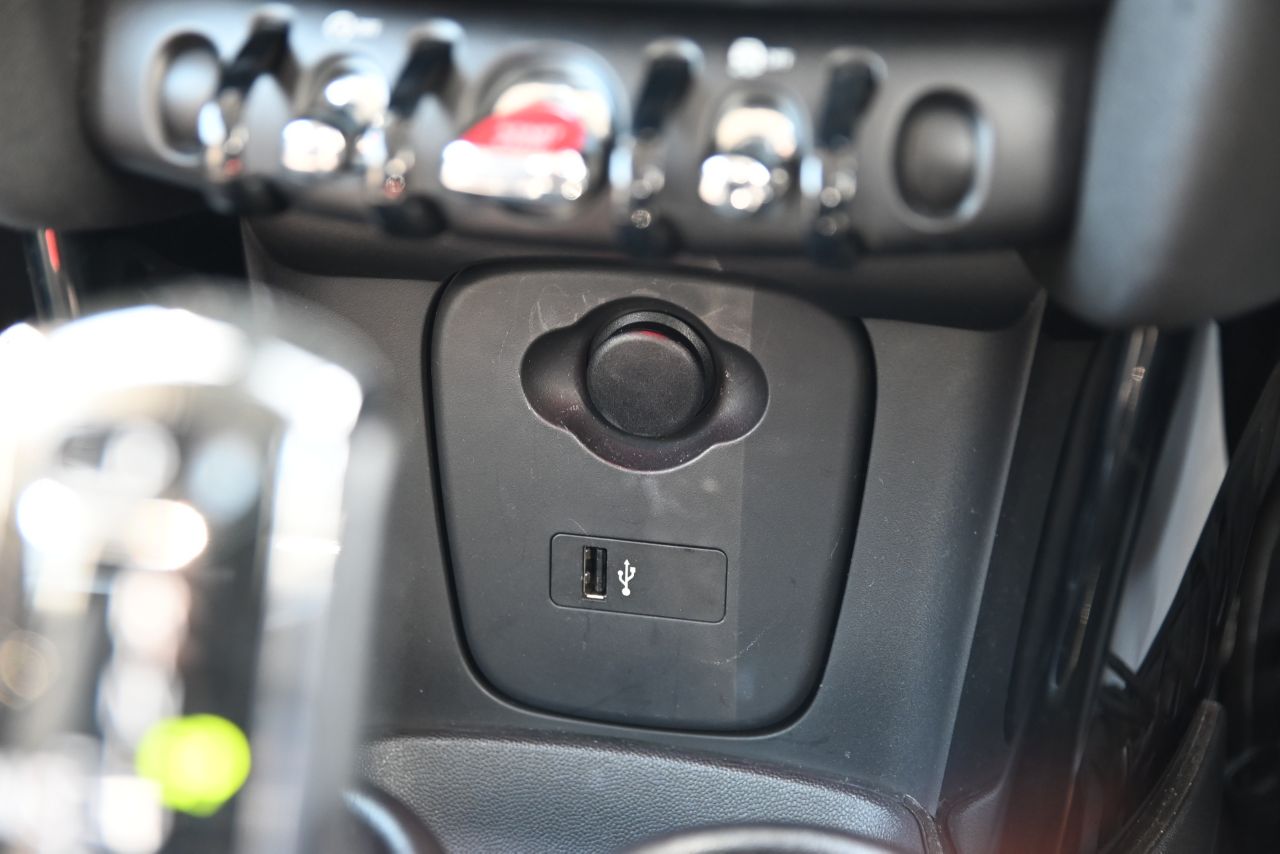 F56 MINI Cooper 3-Door Hatch LCI
