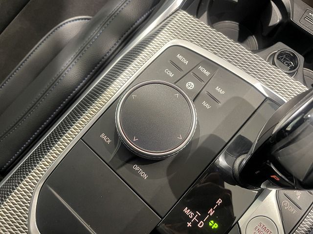 G21 320i RHD