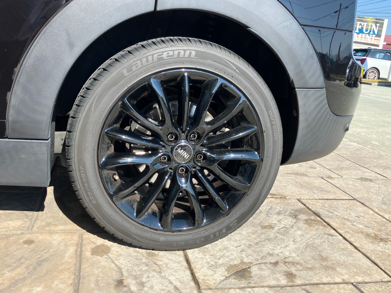 MINI CLUBMAN COOPER D