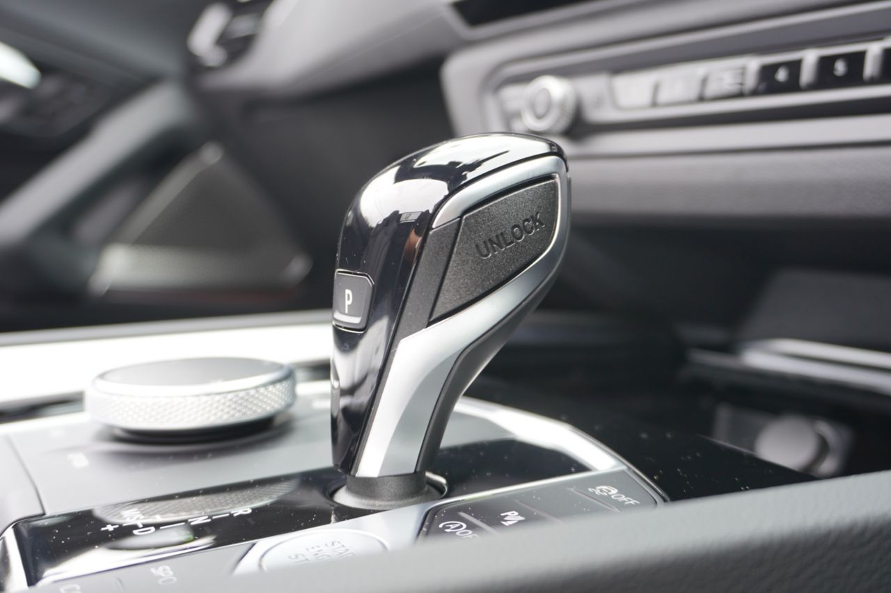 G29 z4 sDrive20i RHD