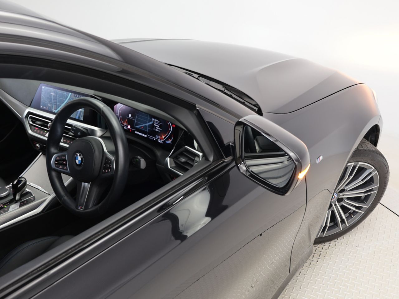 G20 320i Saloon RHD MX