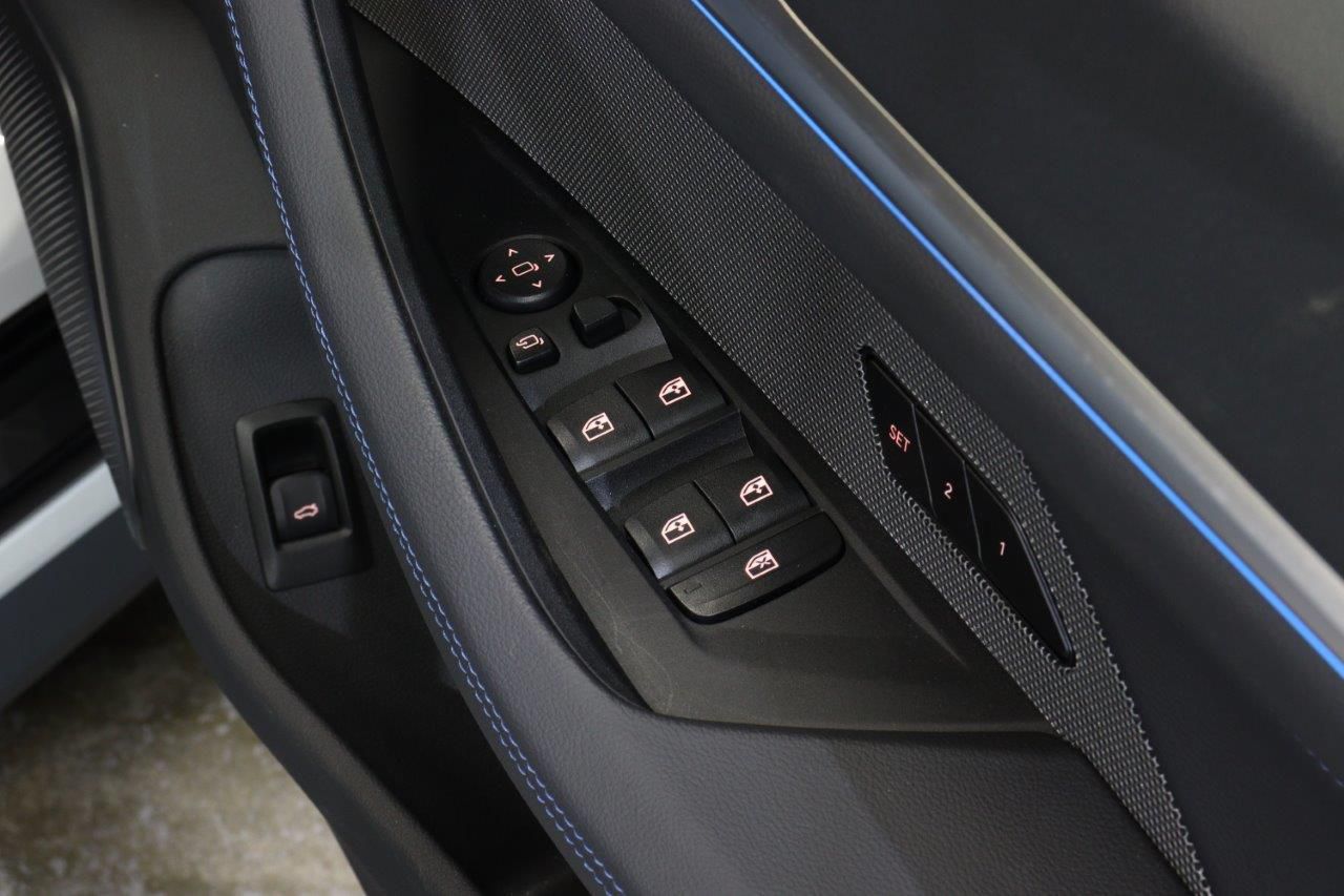 G26 i4 M50 RHD