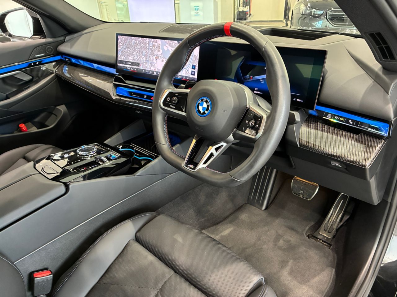 BMW i5 M60 xDrive Sedan RHD