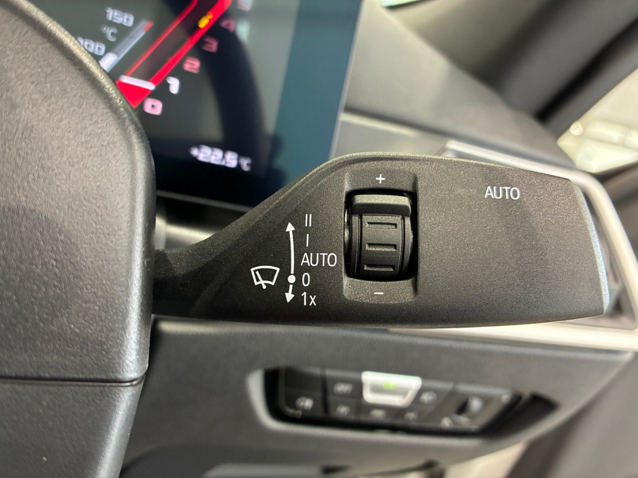 G83 M4 Competition M xDrive Competition RHD