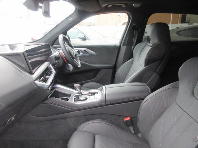 XM RHD