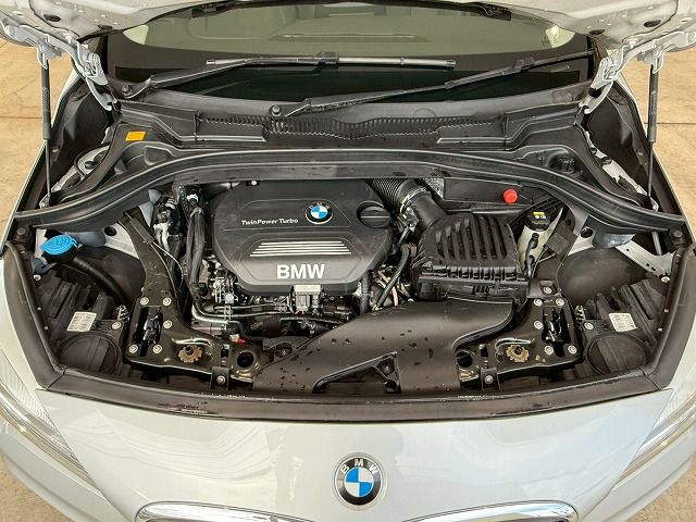 218D ACTIVE TOURER RHD