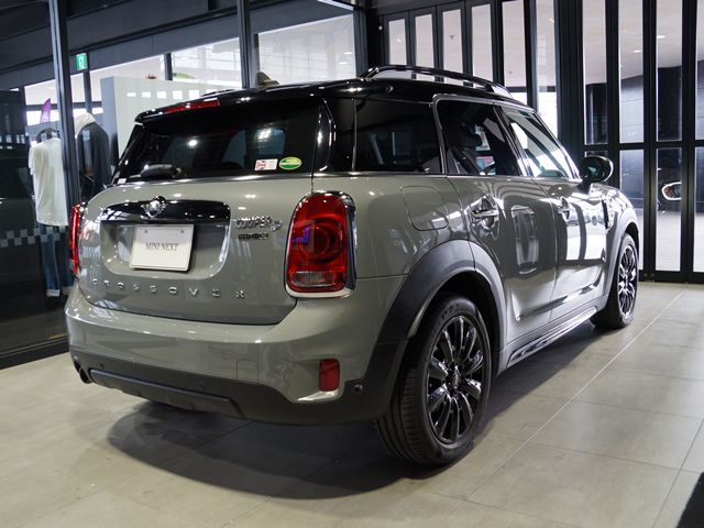 MINI CROSSOVER COOPER D