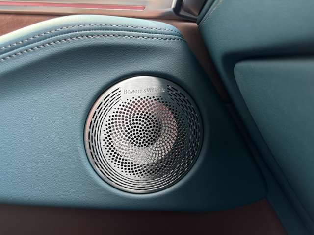 XM RHD