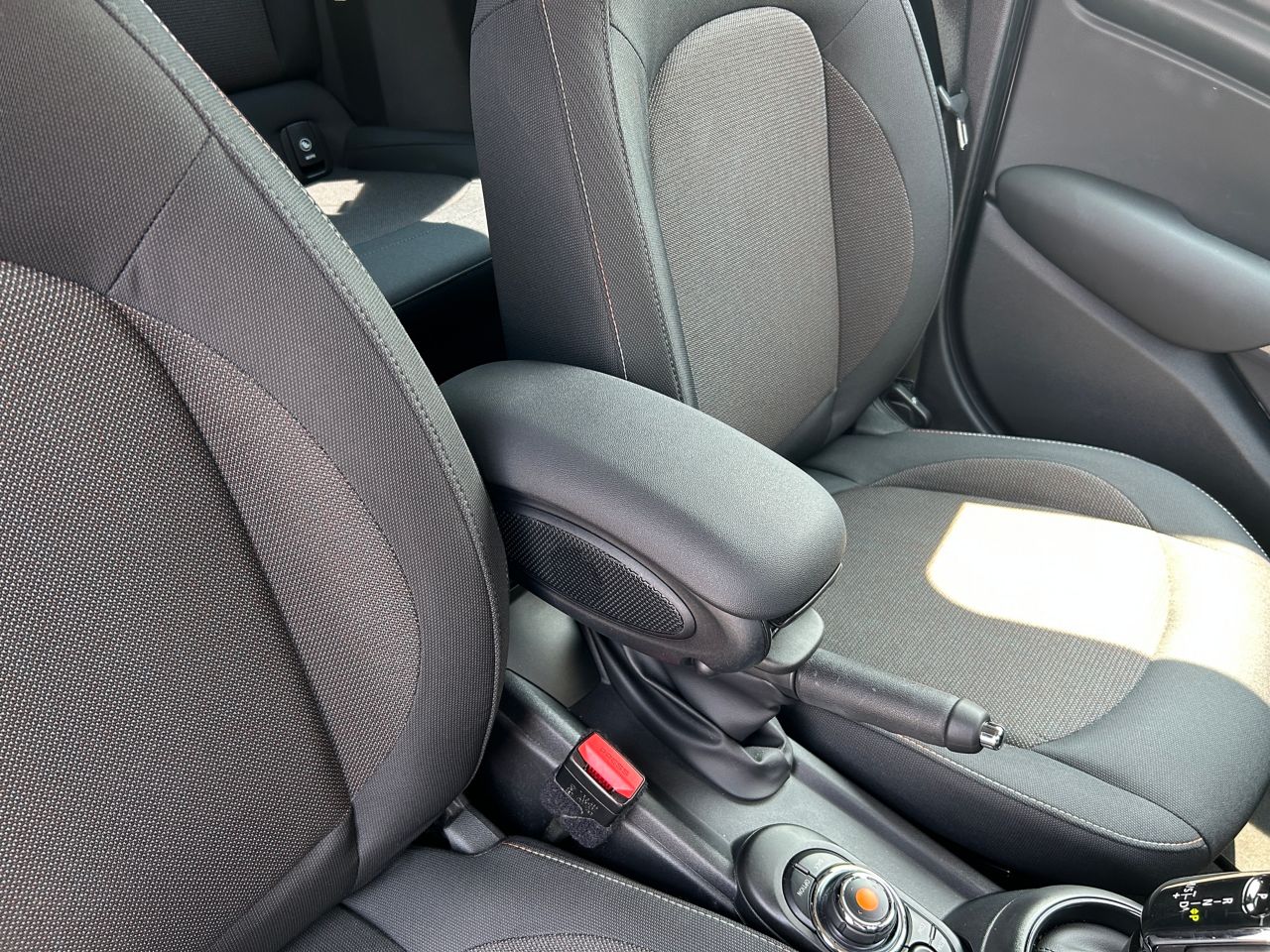 MINI F55 Cooper D 5dr Hatch LCI