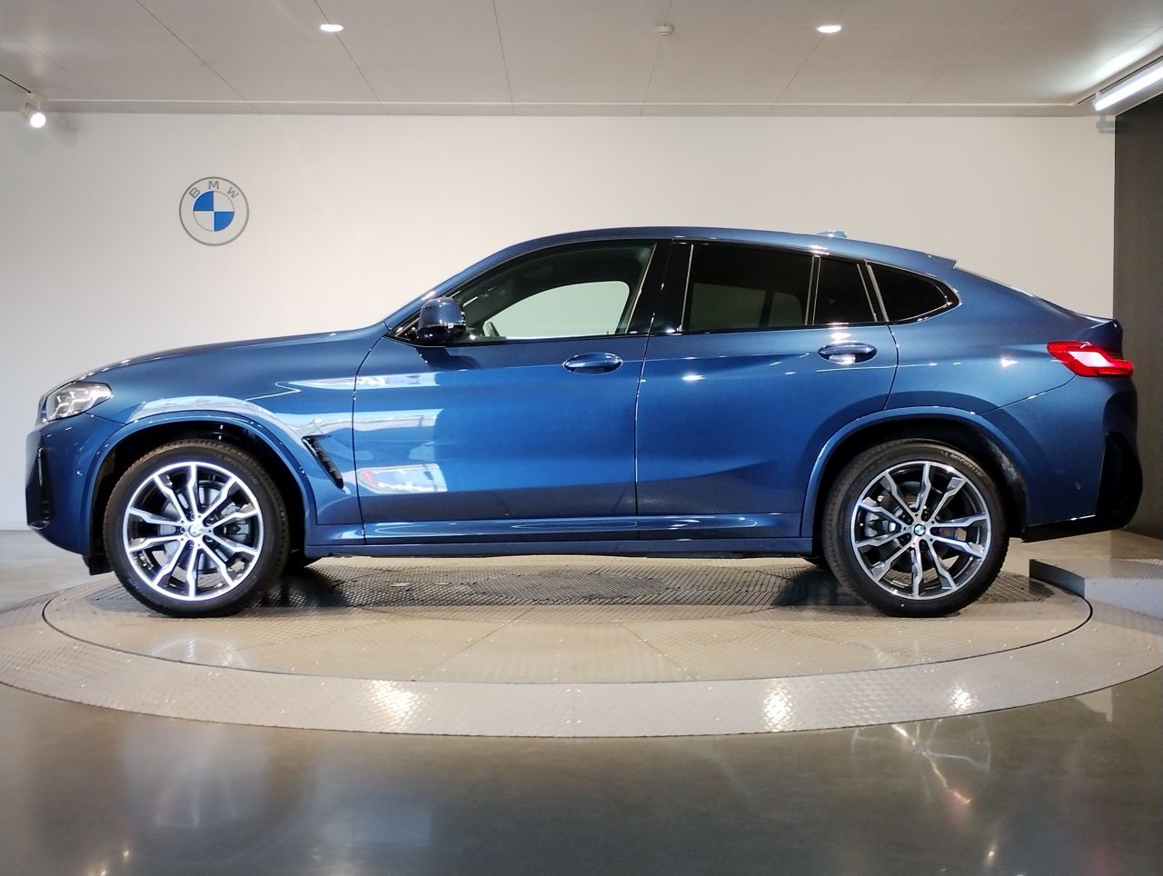 X4 xDrive20d RHD