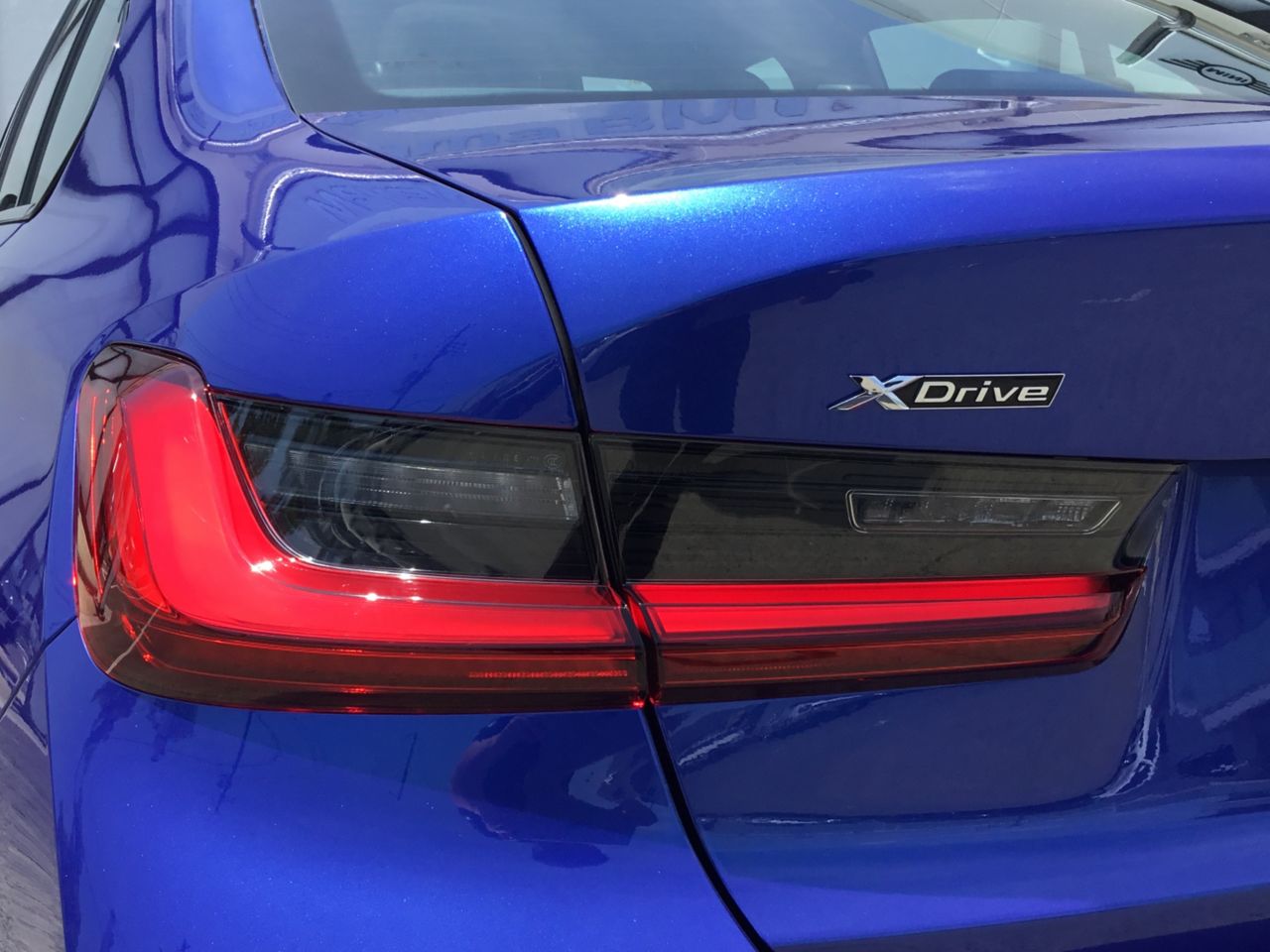 320d xDrive Berline RHD