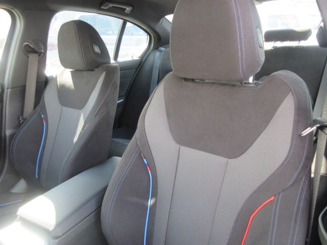 320d xDrive Berline RHD