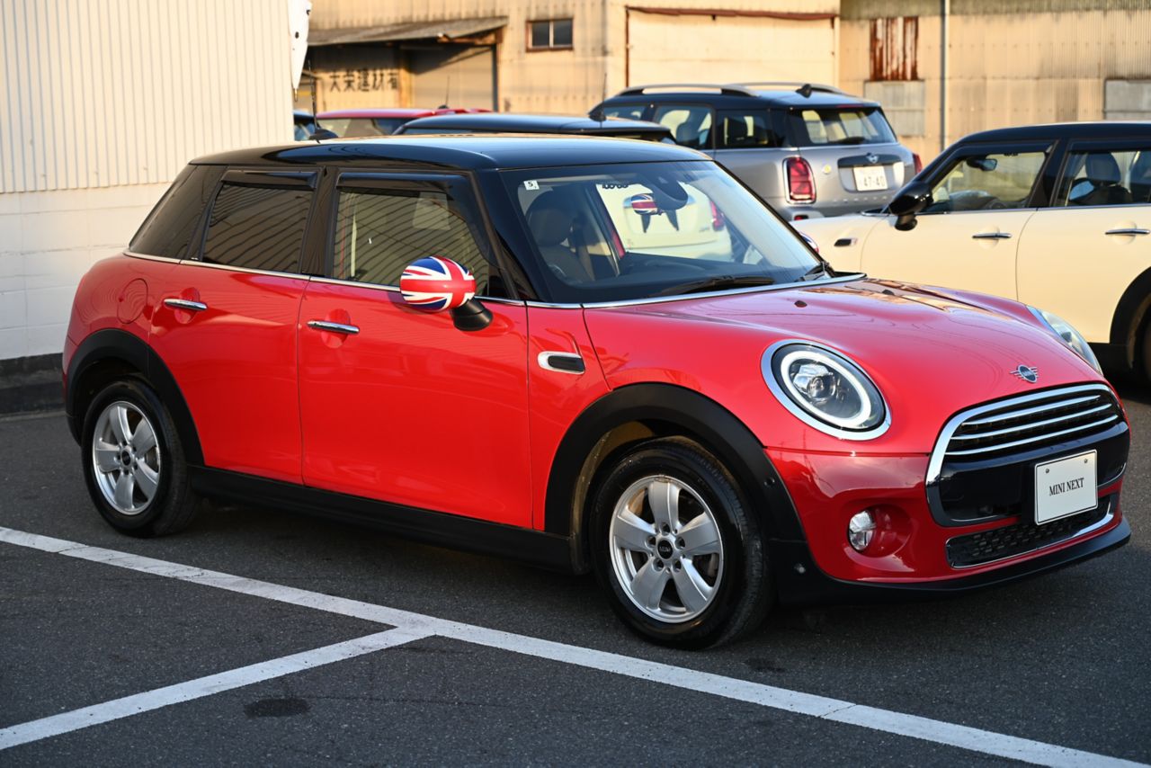 F55 COOPER D (AT)