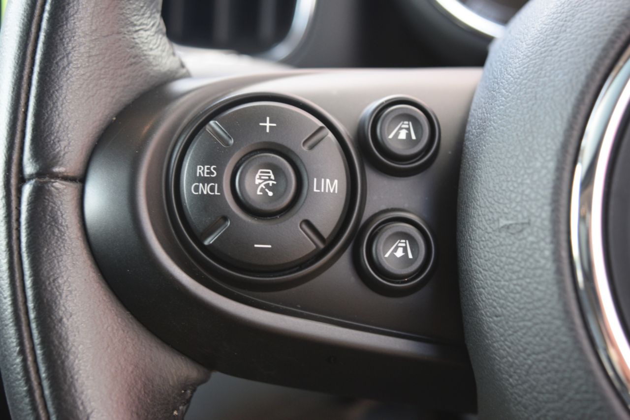 MINI CROSSOVER COOPER D ALL4