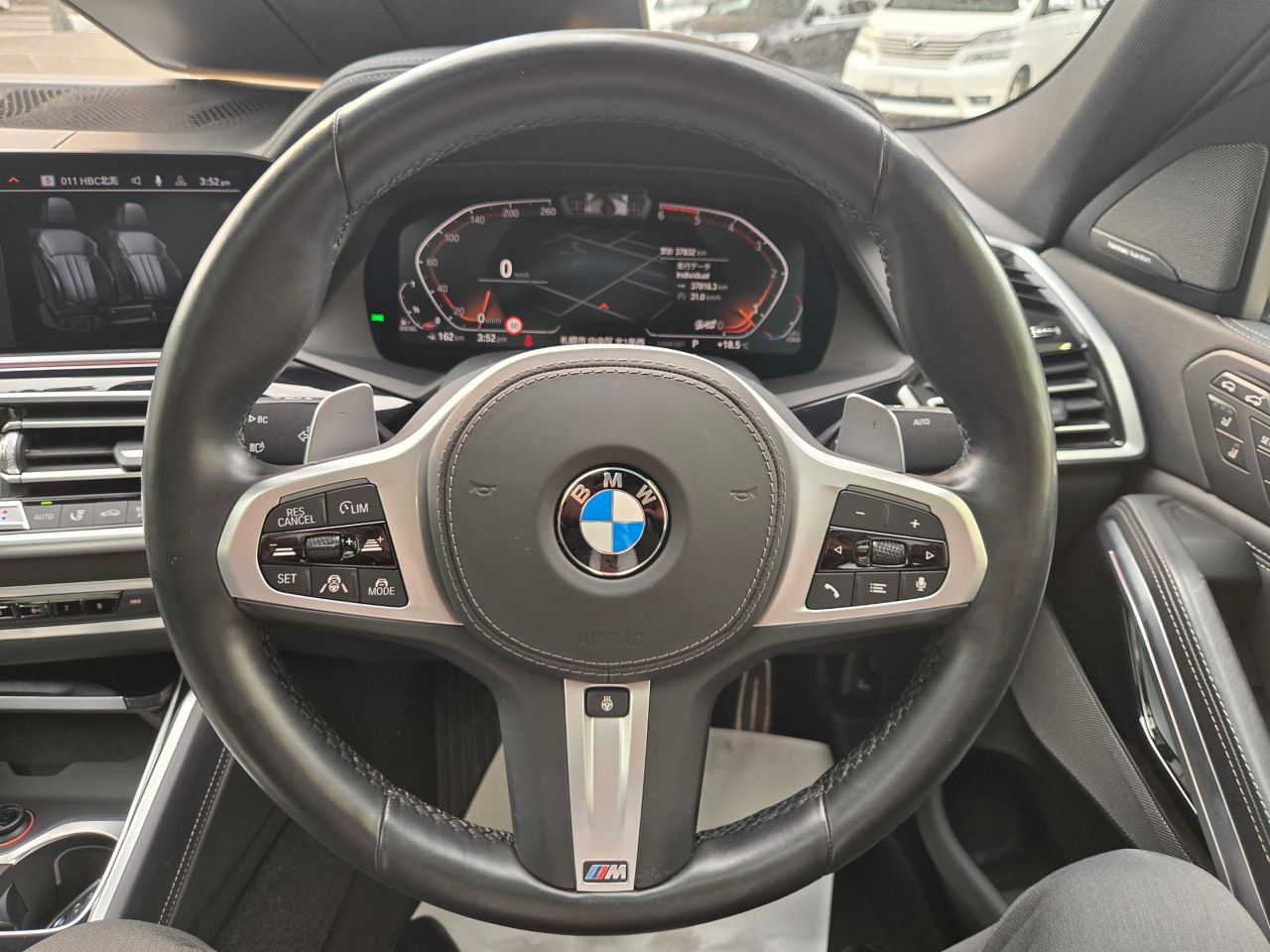 X* xDrive30d RHD
