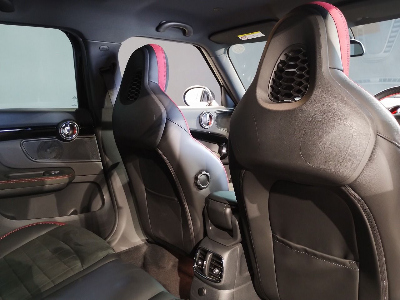 MINI CROSSOVER JCW