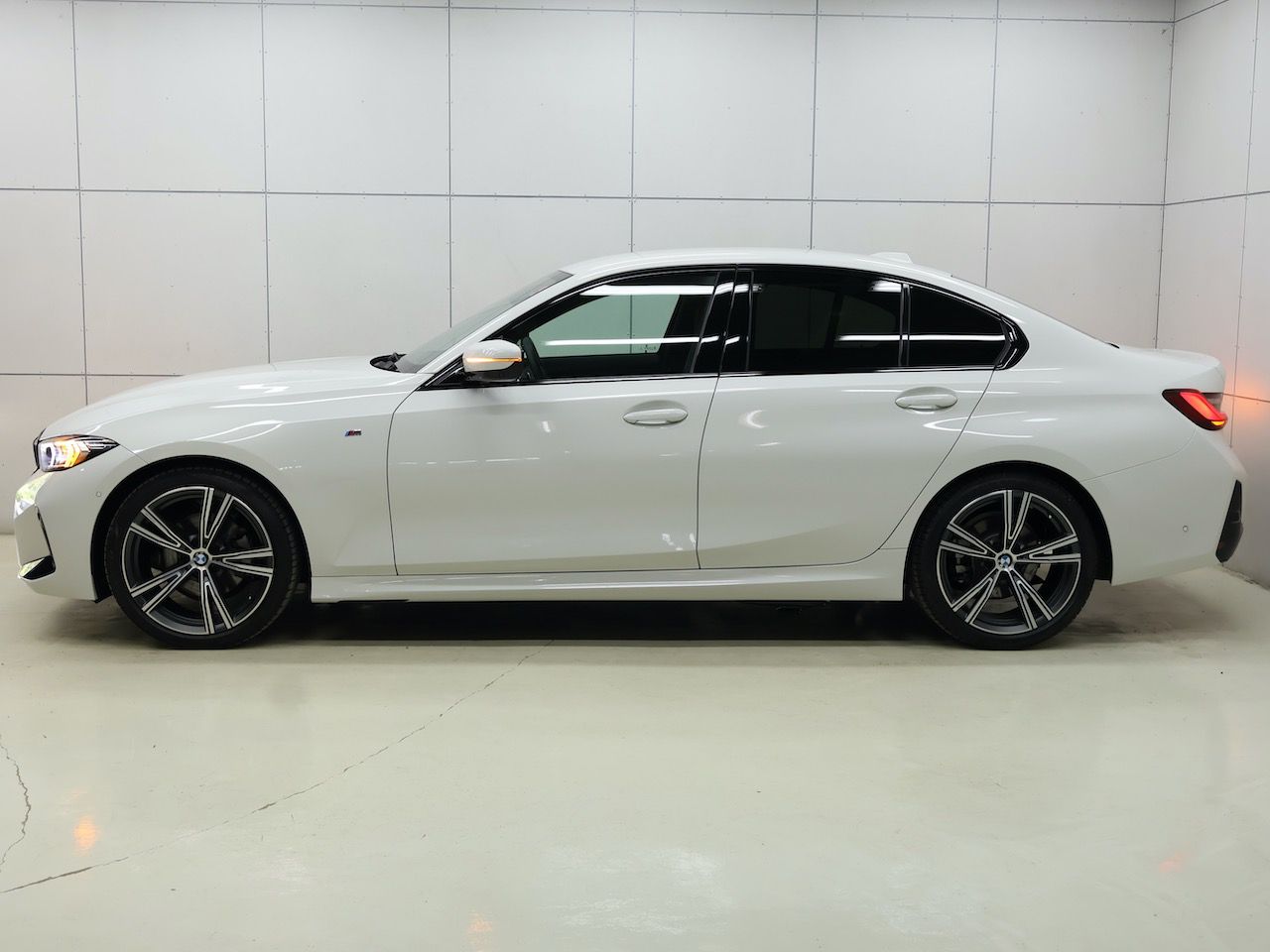 320d xDrive Berline RHD