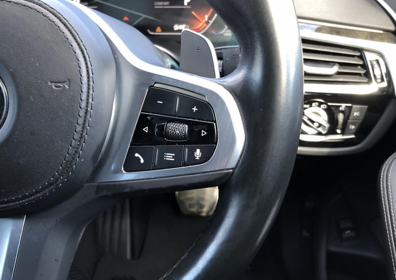 520d xDrive Sedan RHD