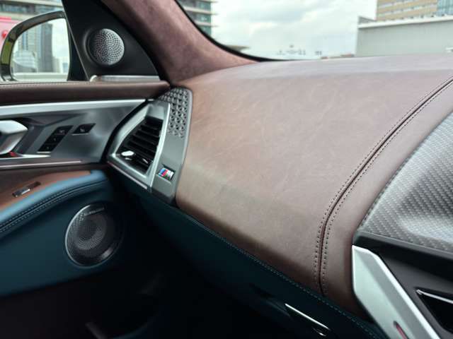 XM RHD