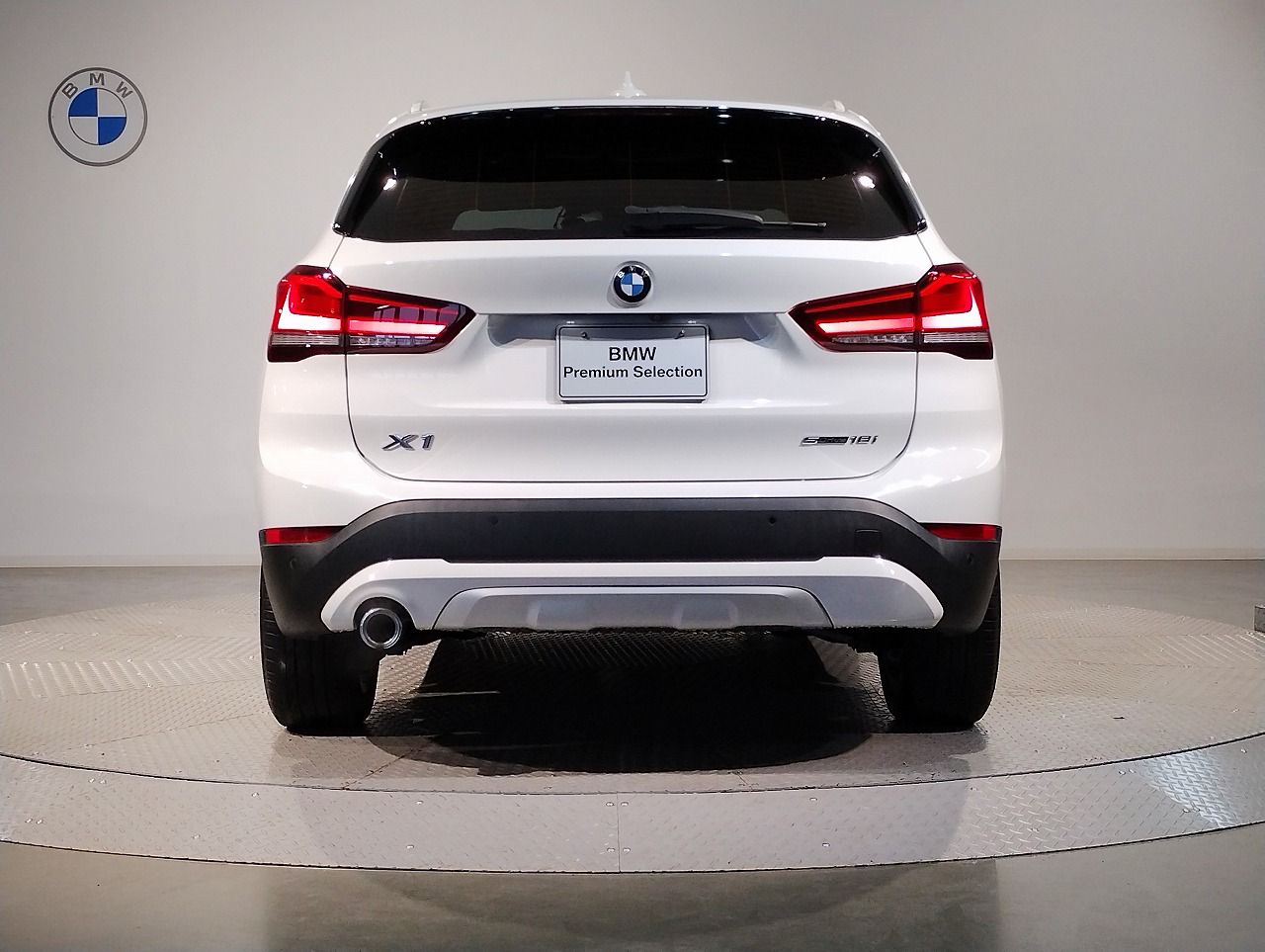 X1 sDrive18i RHD