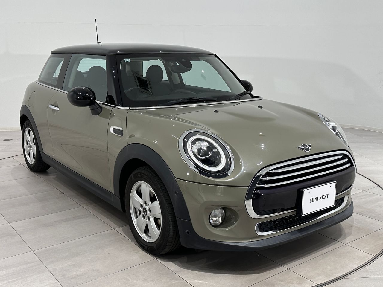 F56 COOPER D (AT)