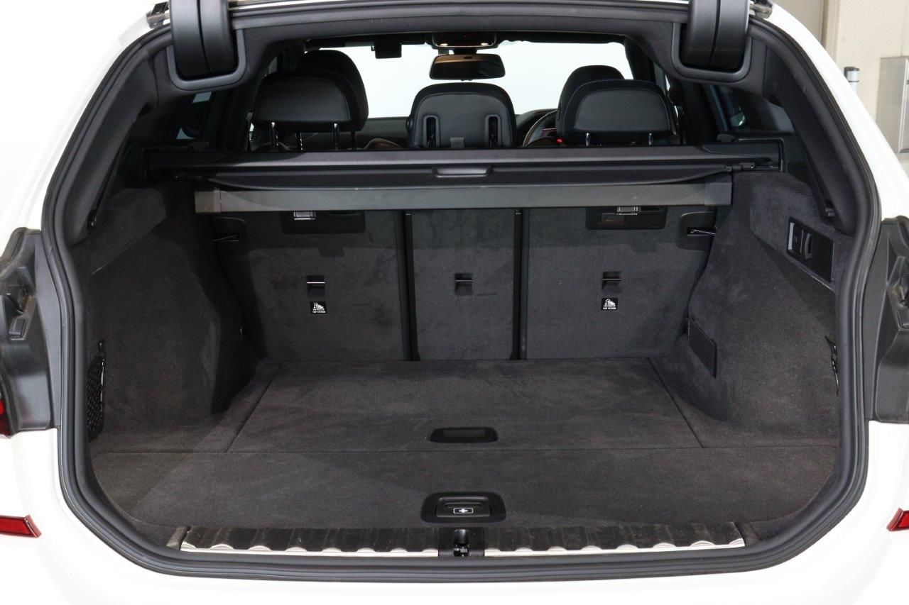 G21 318i Touring