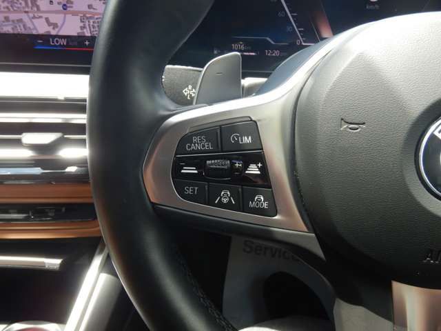 320d xDrive Berline RHD