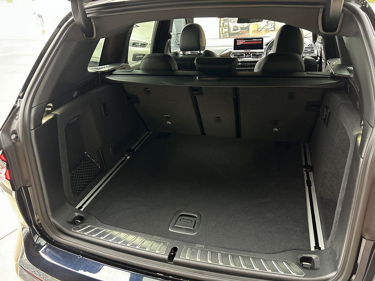 G01 X3 M40d RHD LCI ZA