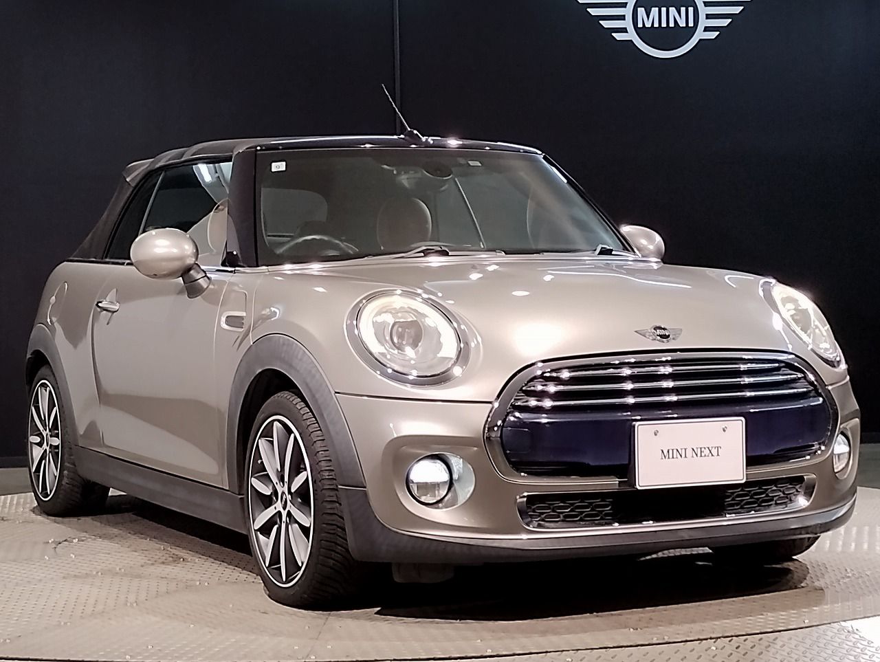 MINI CONVERTIBLE COOPER