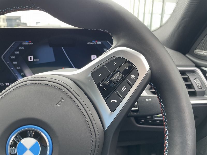 G26 i4 M50 RHD