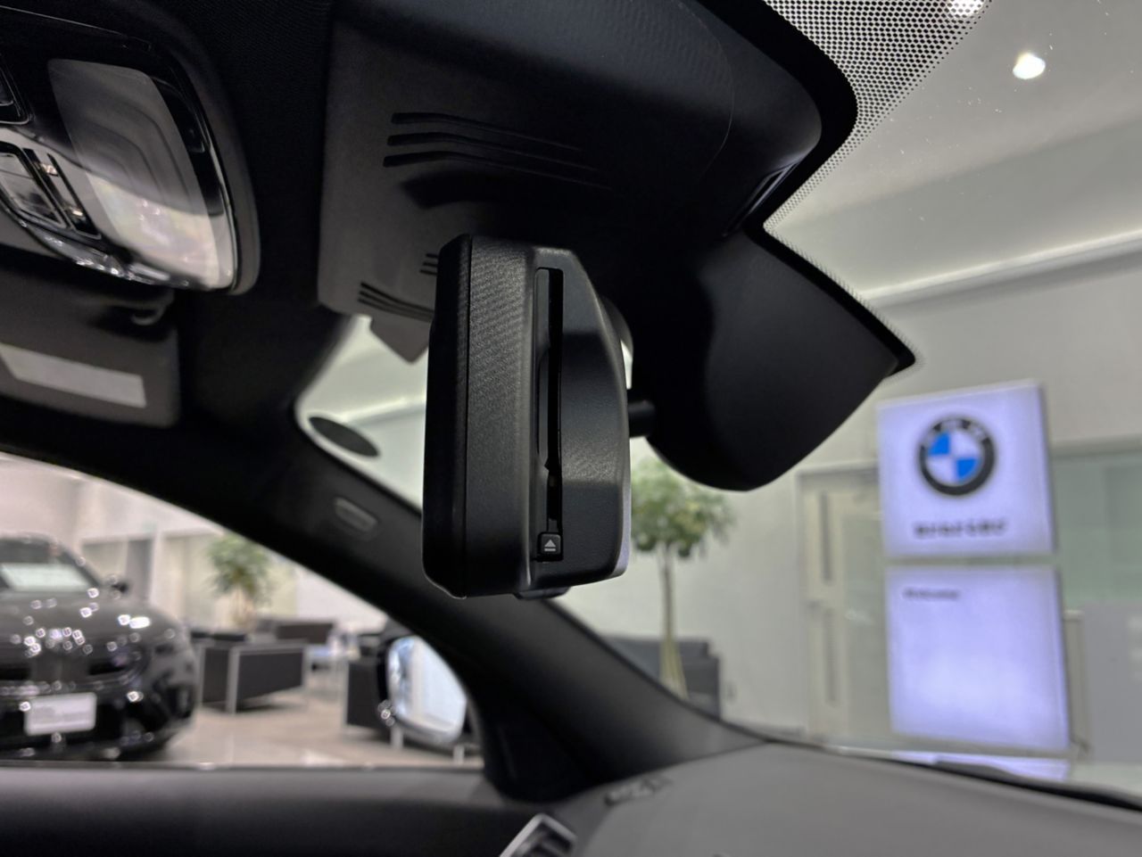 G20 320i Saloon LCI RHD MX