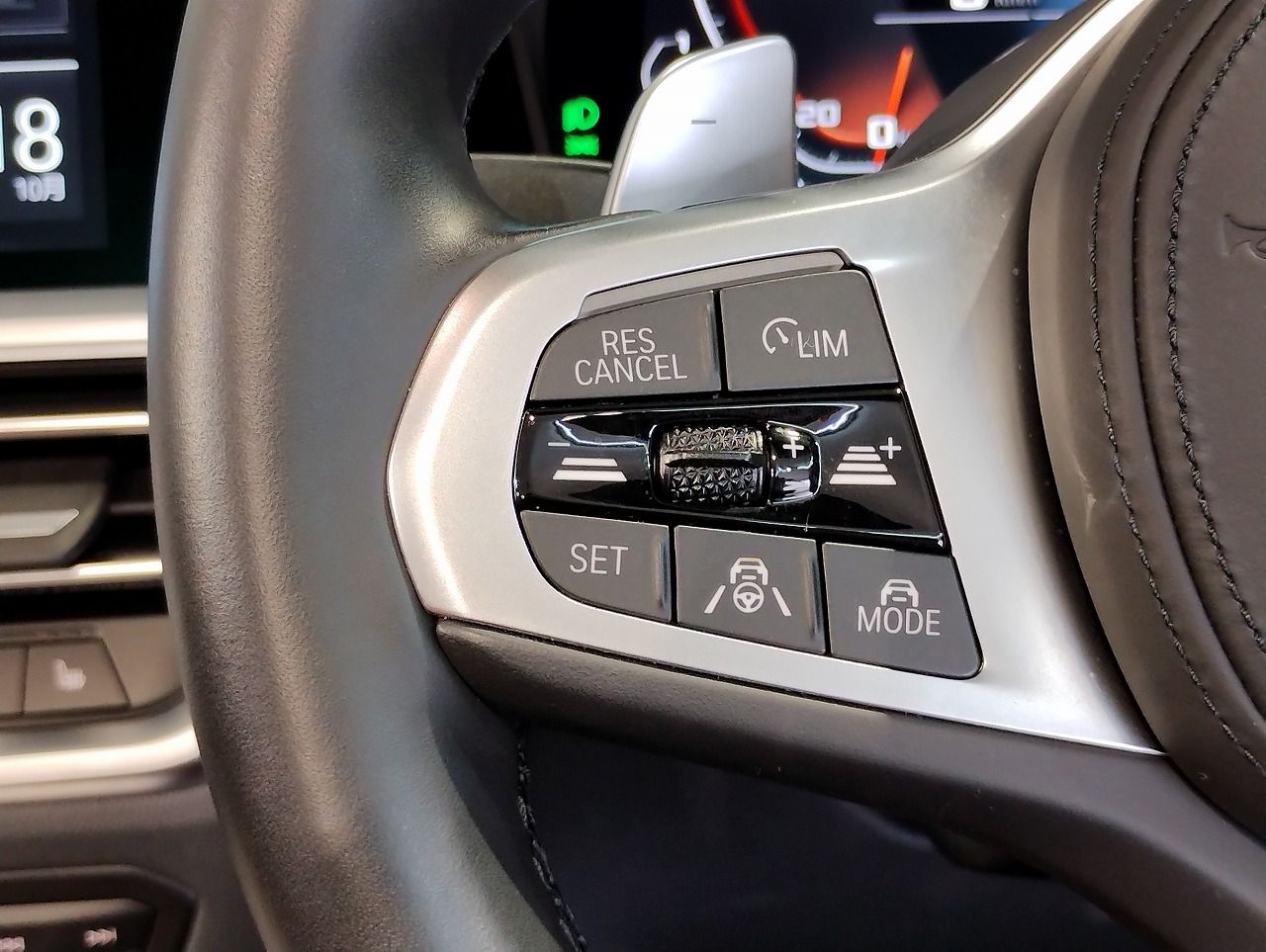 G23 M440i xDrive Convertible RHD