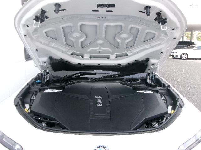 BMW i7 eDrive50 Sedan RHD