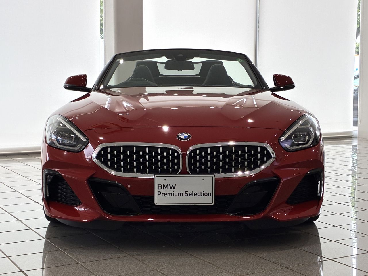 G29 z4 sDrive20i RHD