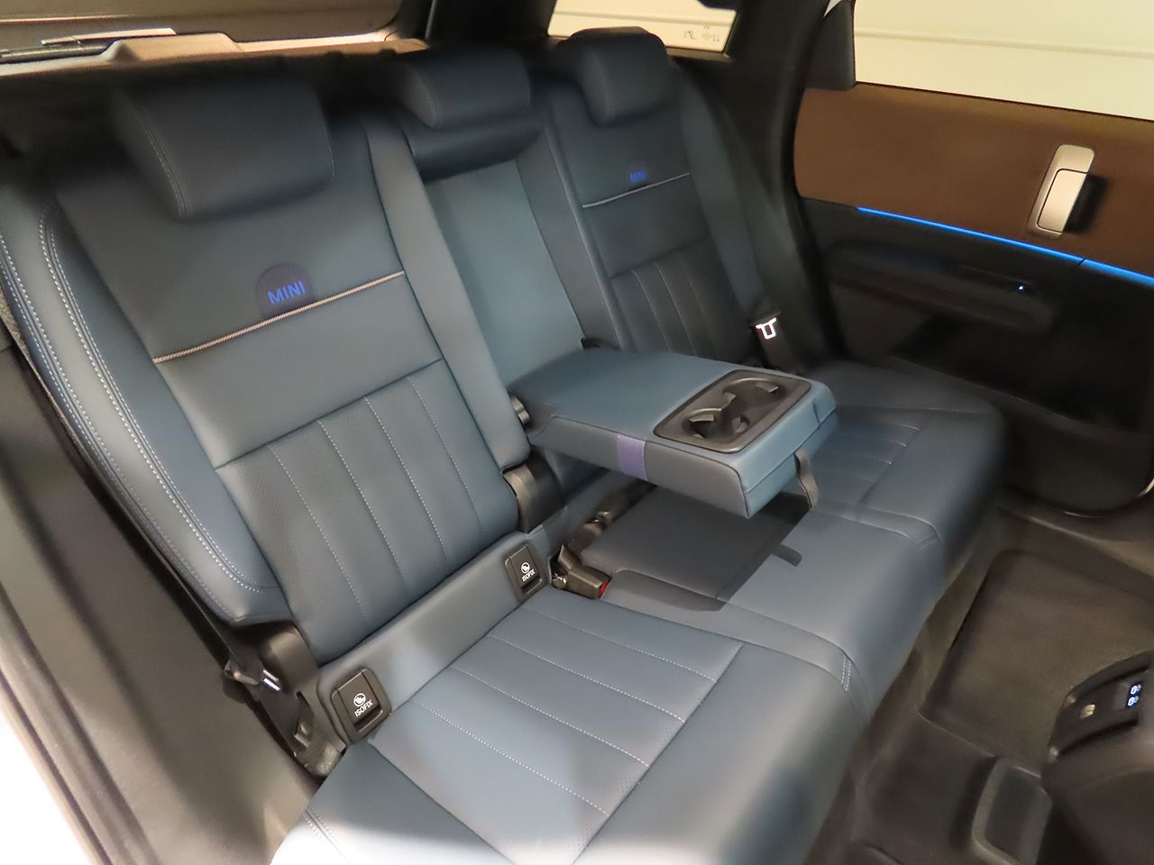 U25 MINI Countryman SE ALL4