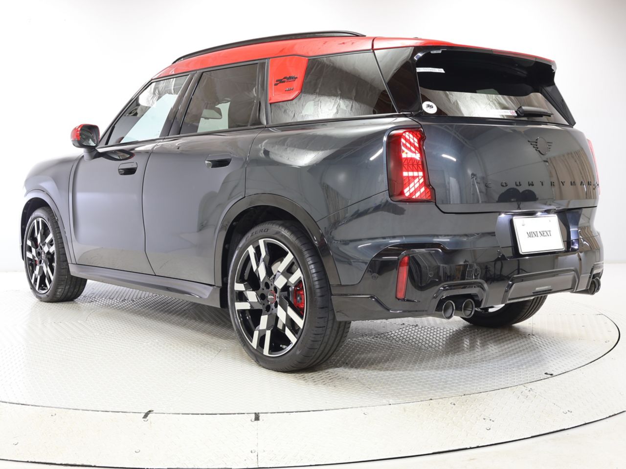 U25 MINI John Cooper Works Countryman ALL4