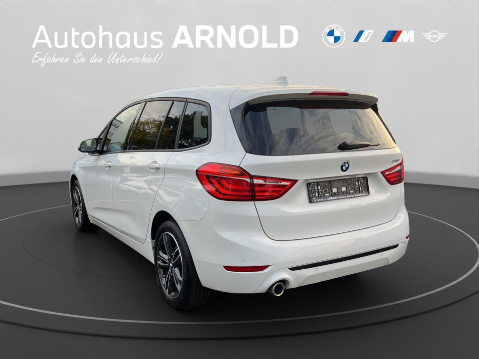 BMW 218